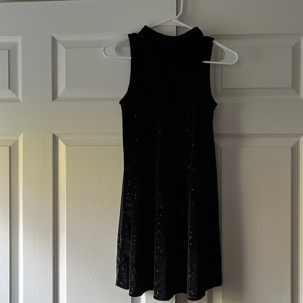 Mock neck velvet dress with gold sparkles